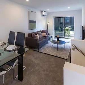 Tuam Street Treasure- 2 Bed 2 Bath Apartment